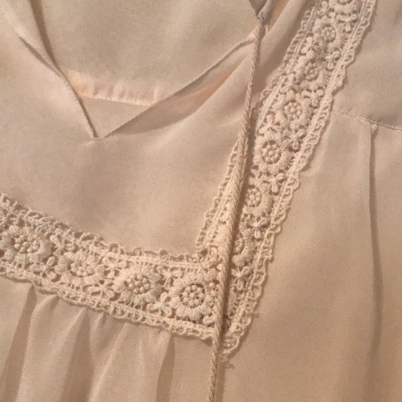 Boho bell sleeved tunic top 🌟 - Picture 2 of 2